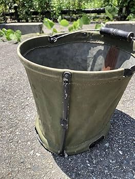 Amazon｜米軍放出品 折りたたみバケツ キャンプ 収納ケース